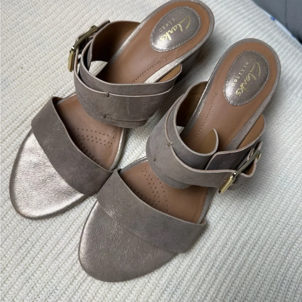 Clarks Ralene-Rose champagne‎ gold leather open-toe strap heeled sandal.